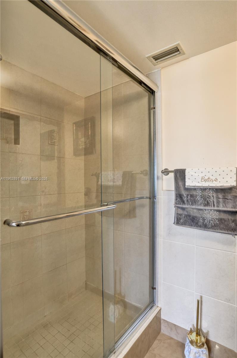 CORAL GATE IV CONDO - Residential