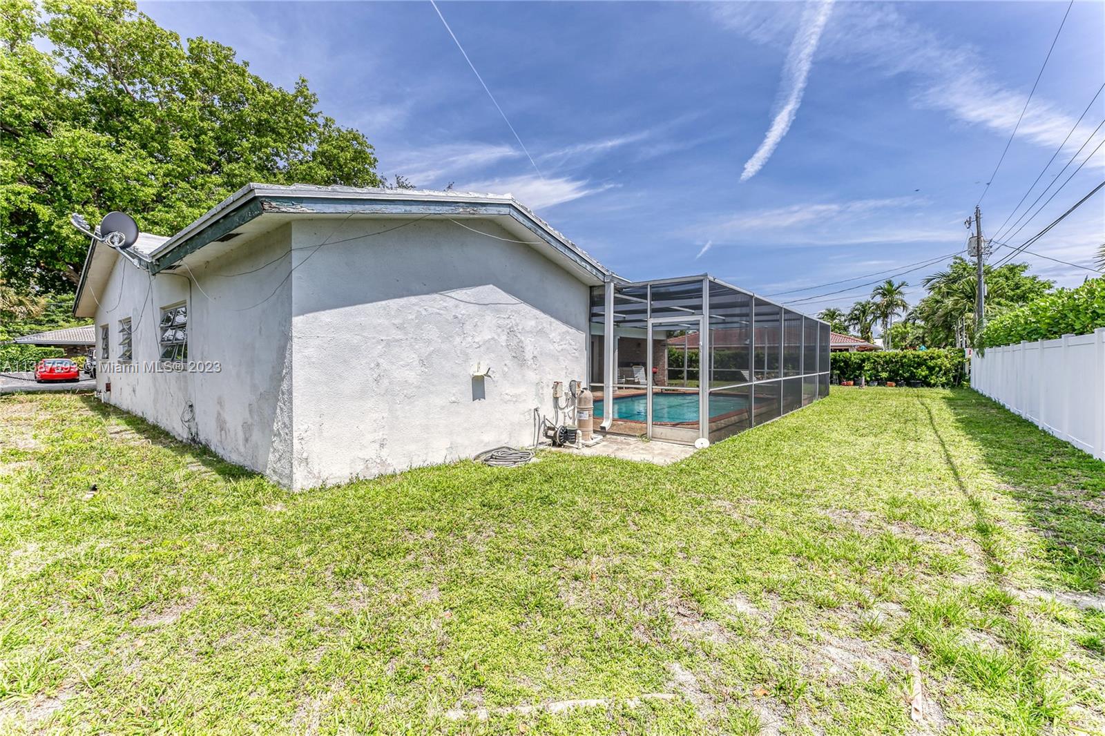 CORAL RIDGE COUNTRY CLUB - Residential