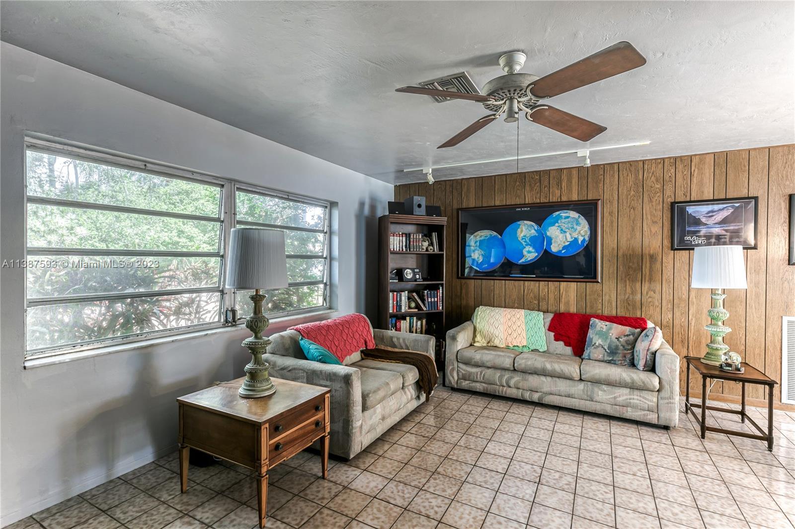 CORAL RIDGE COUNTRY CLUB - Residential