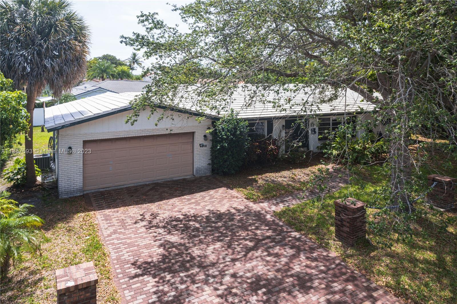 CORAL RIDGE COUNTRY CLUB - Residential