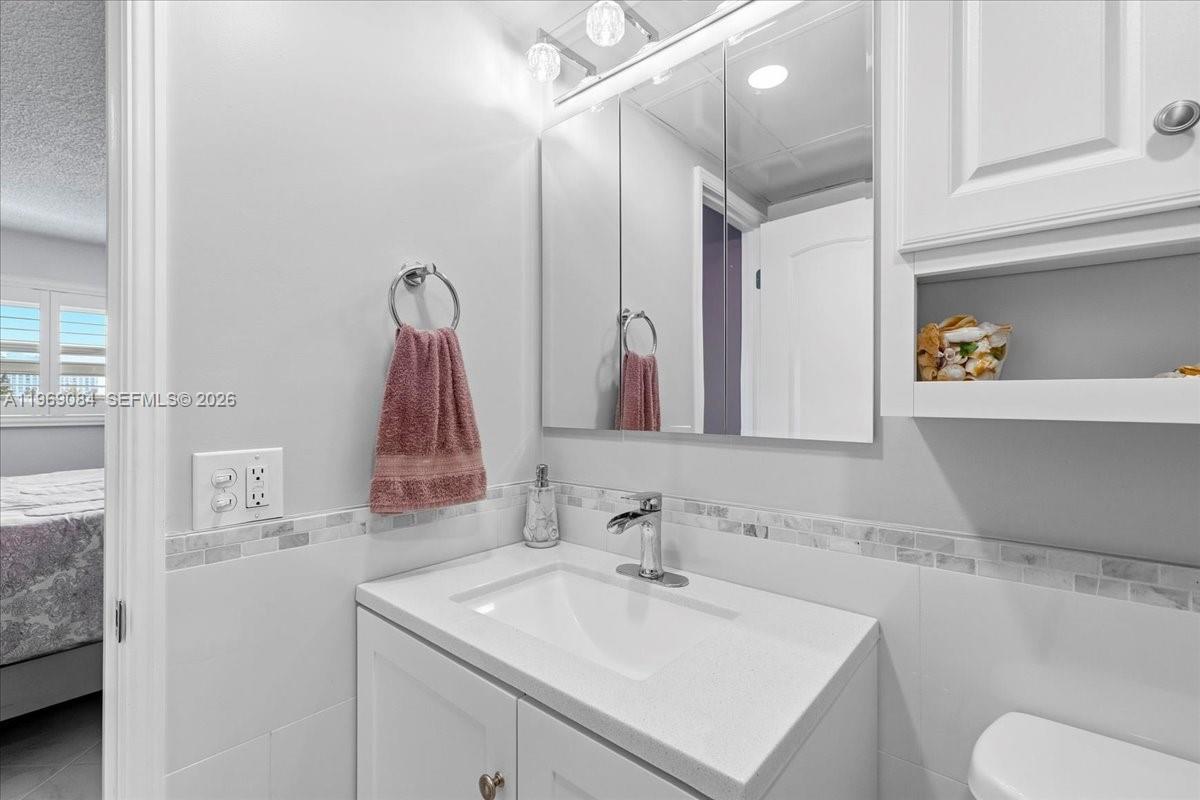 OCEANSIDE NORTH CONDO - Residential