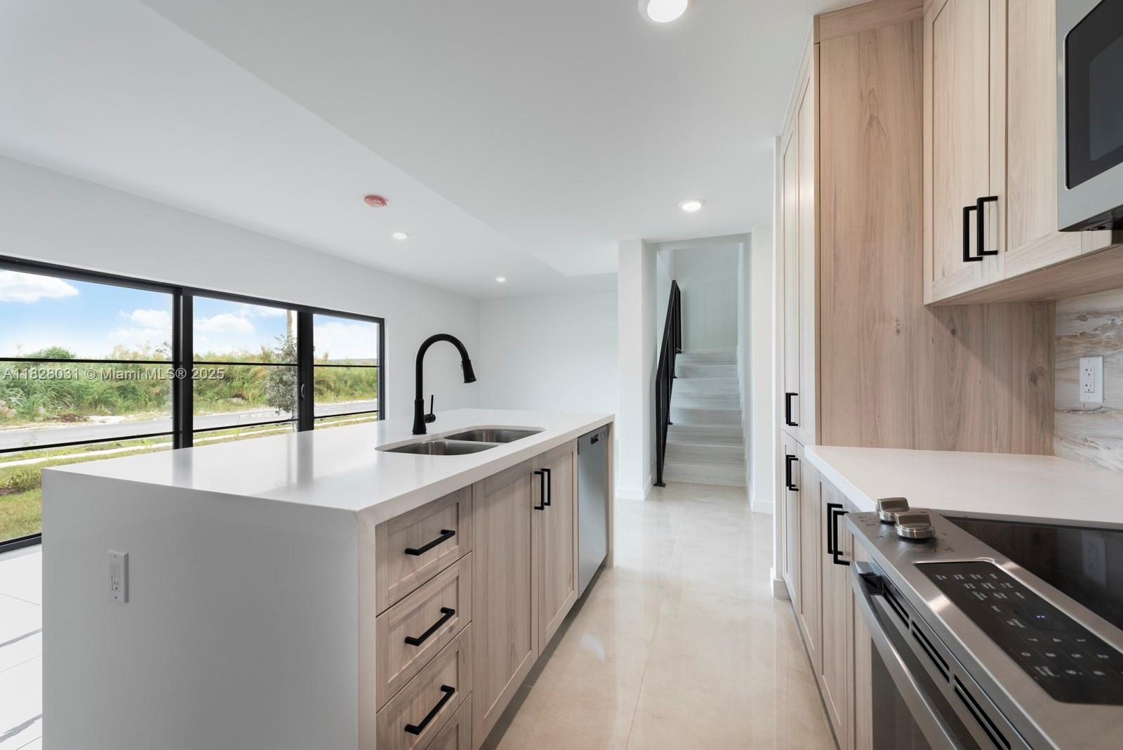 On Alba ONX Homes - Residential