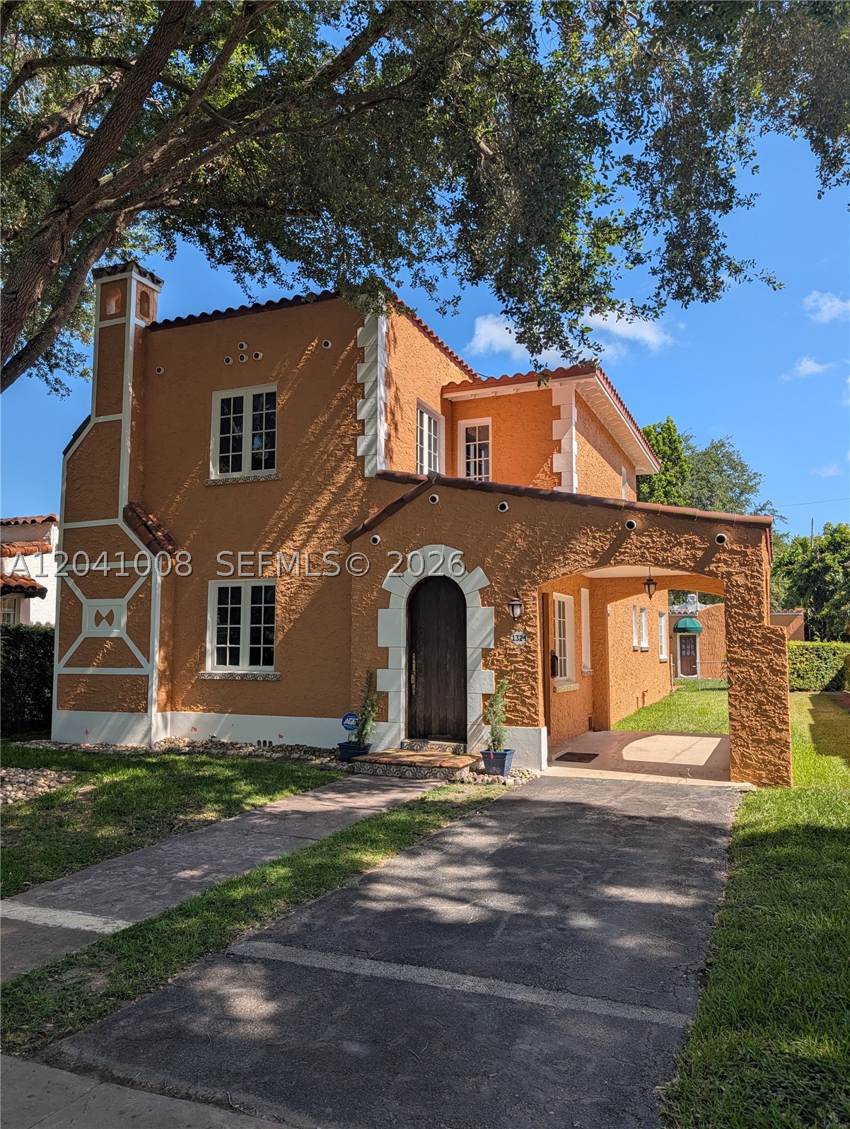 CORAL GABLES SEC E - Residential