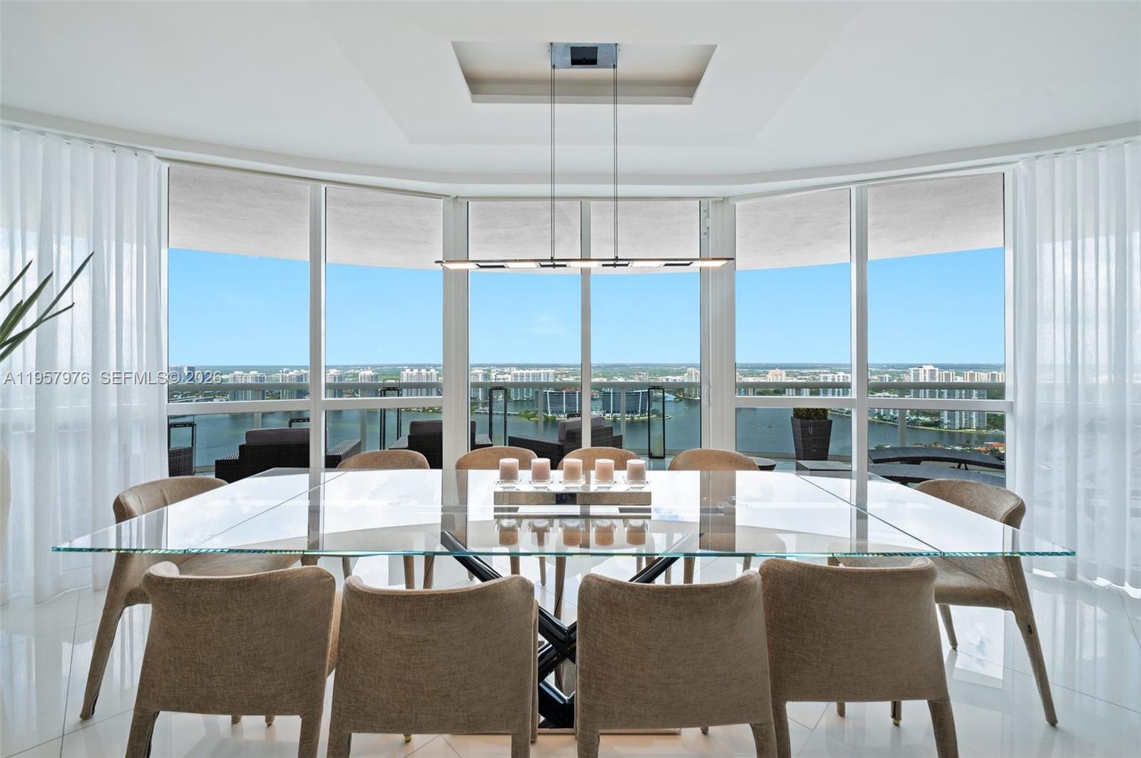 TRUMP ROYALE CONDO - Residential