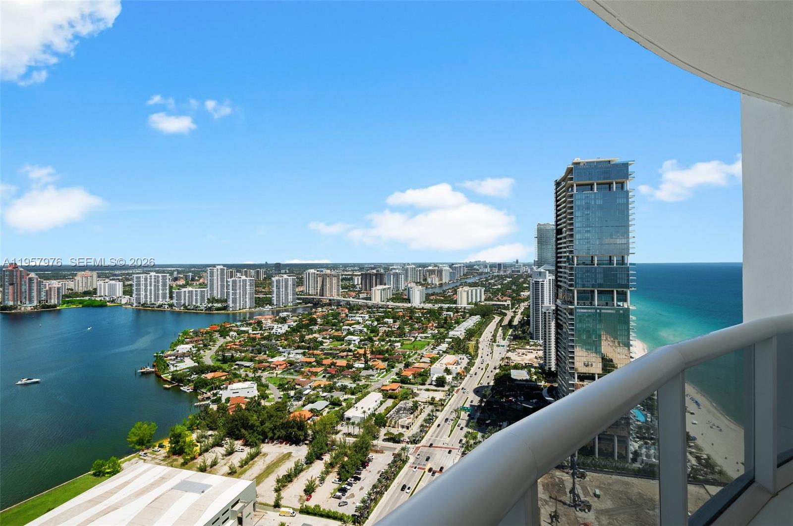 TRUMP ROYALE CONDO - Residential