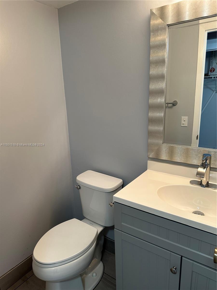 FANSHAW AT CENTURY VILLAG - Residential Lease