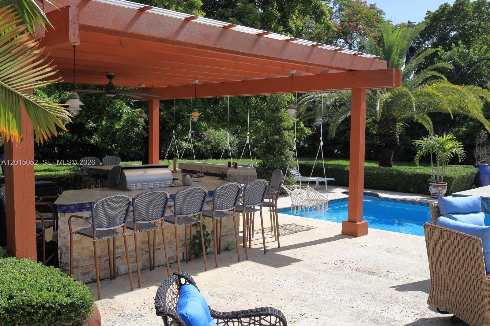 SOUTH MIAMI - Residential