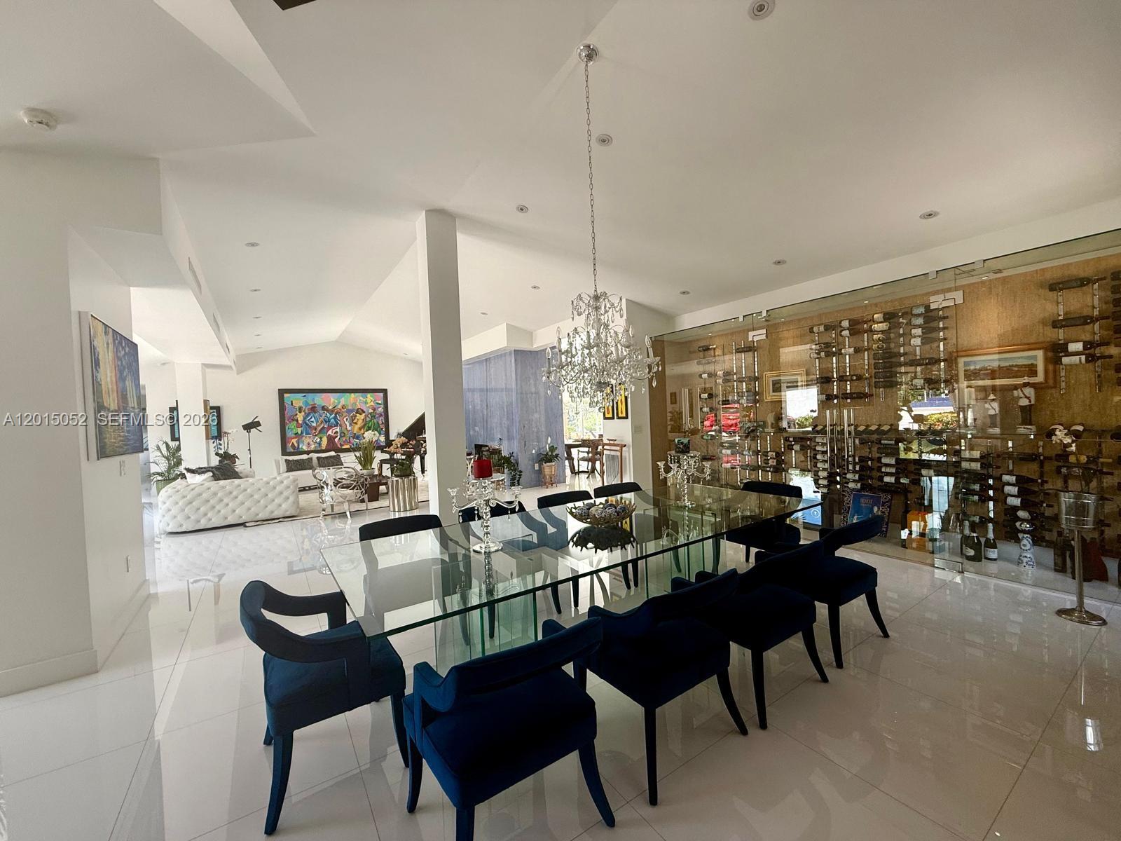 SOUTH MIAMI - Residential
