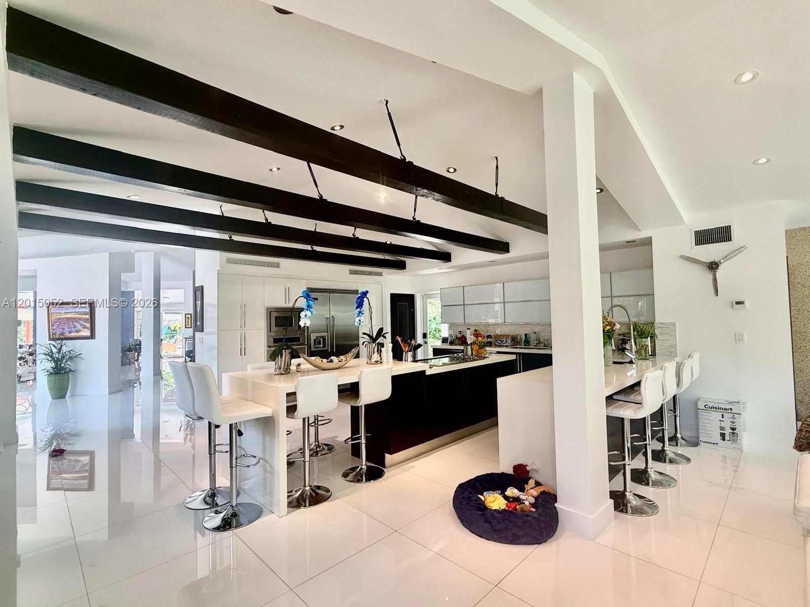 SOUTH MIAMI - Residential