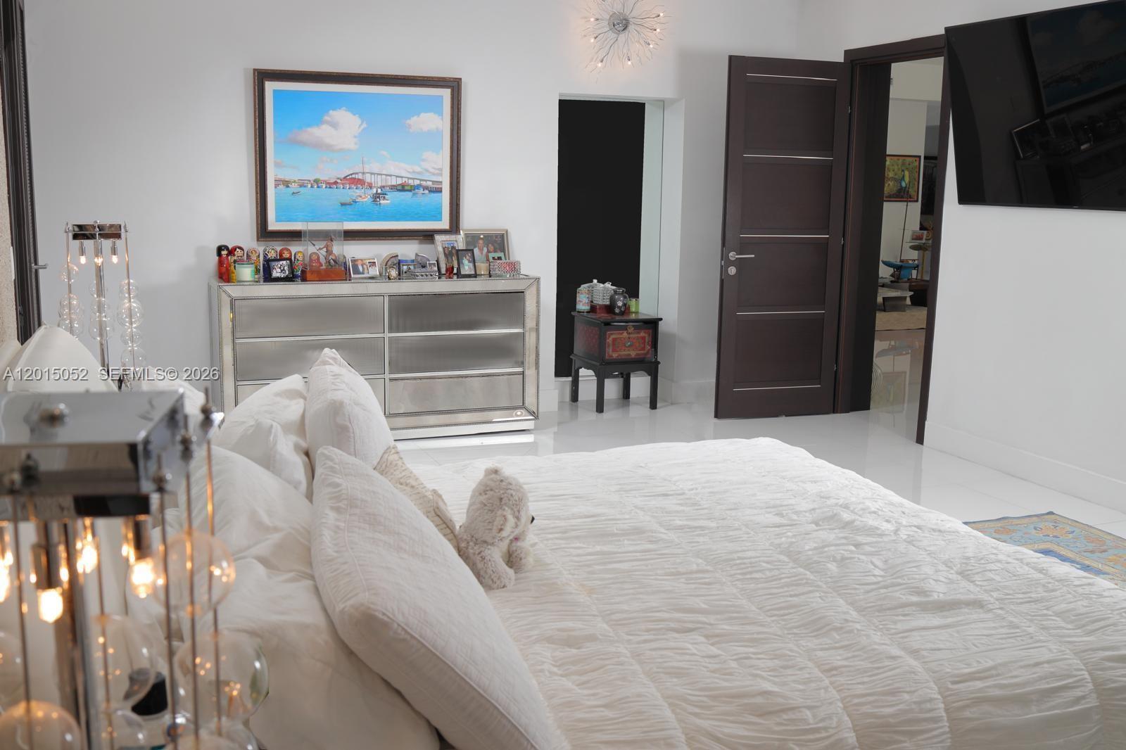 SOUTH MIAMI - Residential