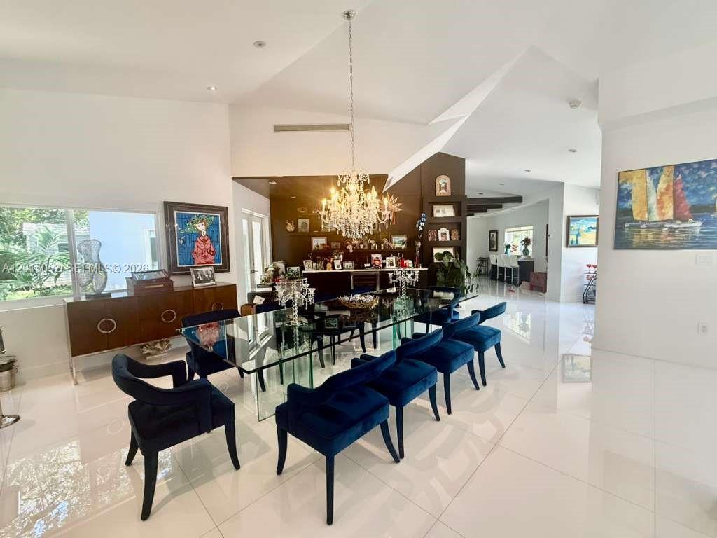 SOUTH MIAMI - Residential
