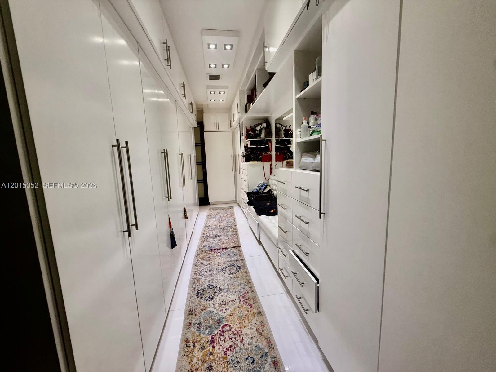 SOUTH MIAMI - Residential