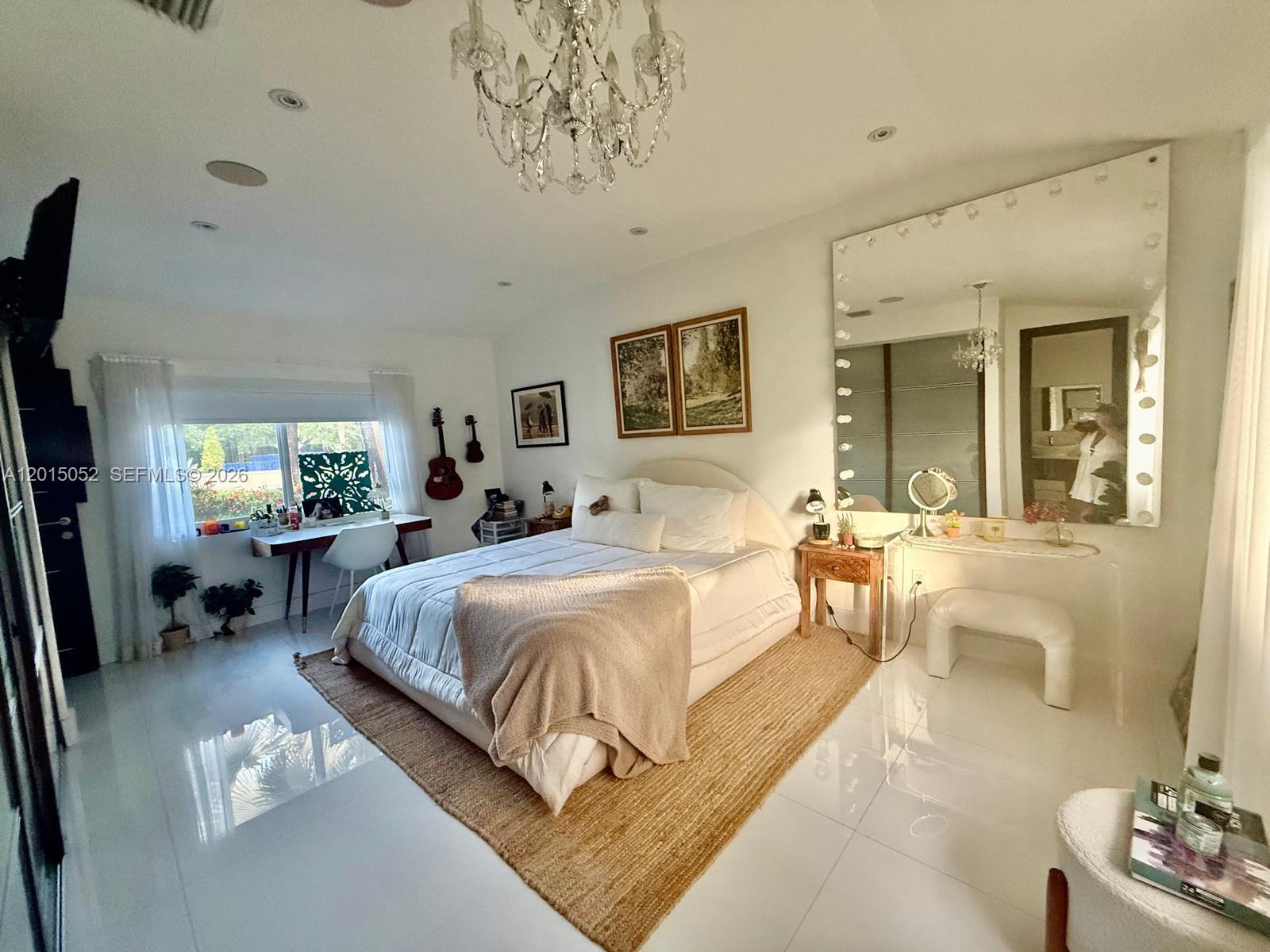 SOUTH MIAMI - Residential