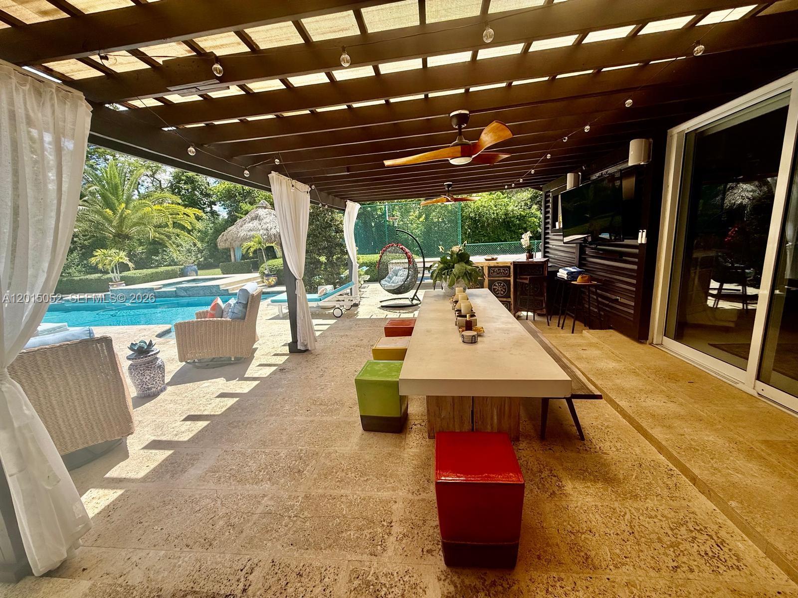 SOUTH MIAMI - Residential