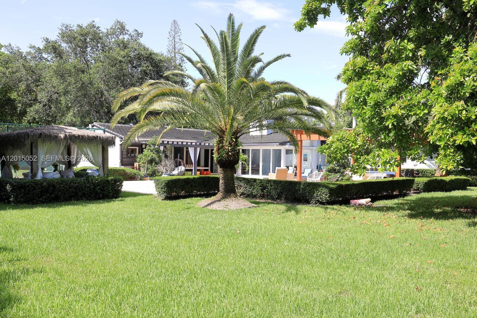 SOUTH MIAMI - Residential