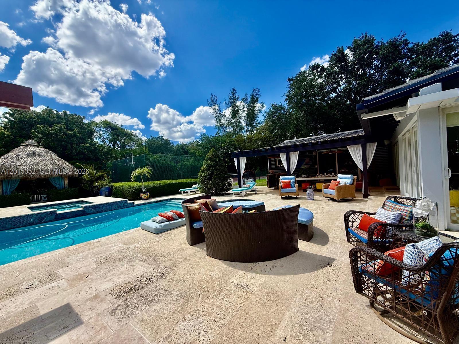 SOUTH MIAMI - Residential