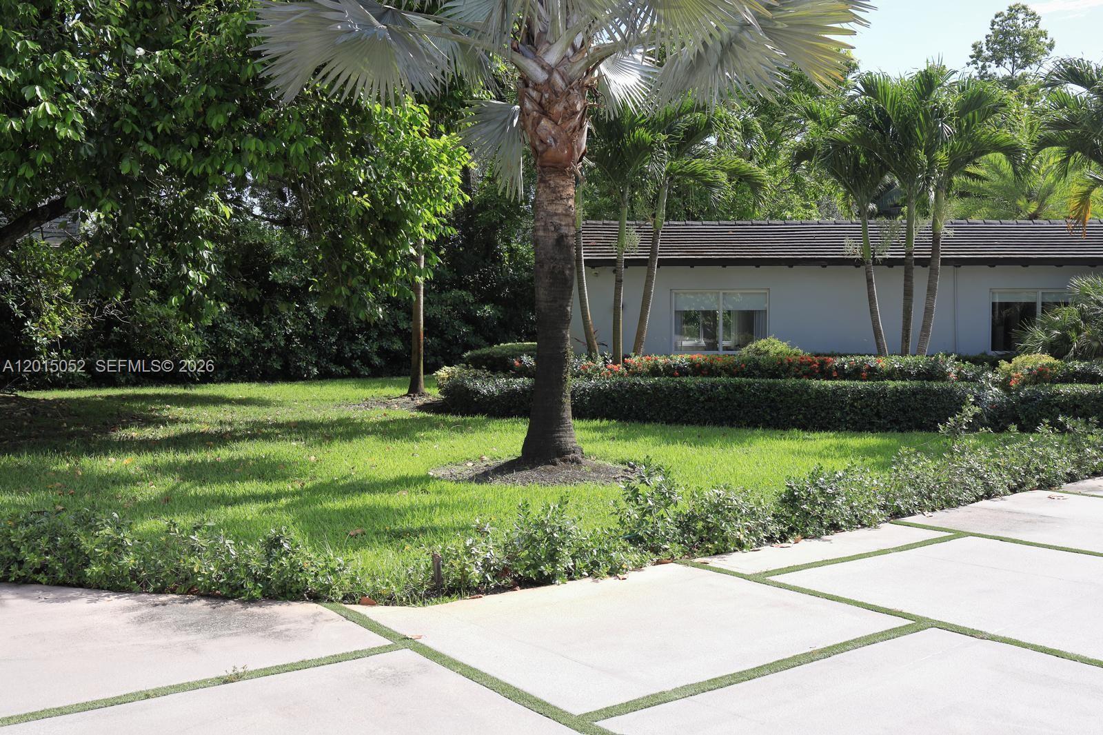 SOUTH MIAMI - Residential