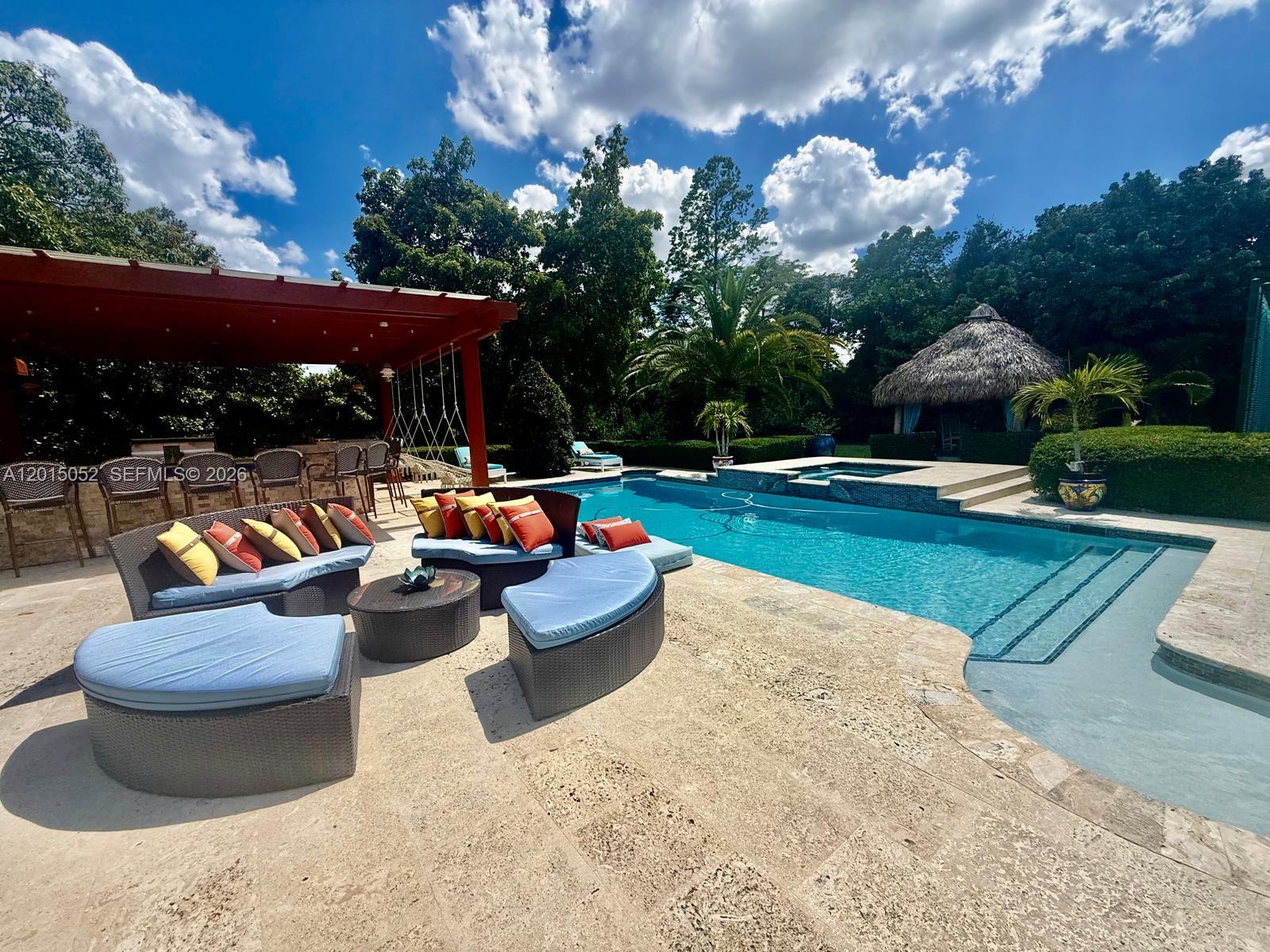 SOUTH MIAMI - Residential
