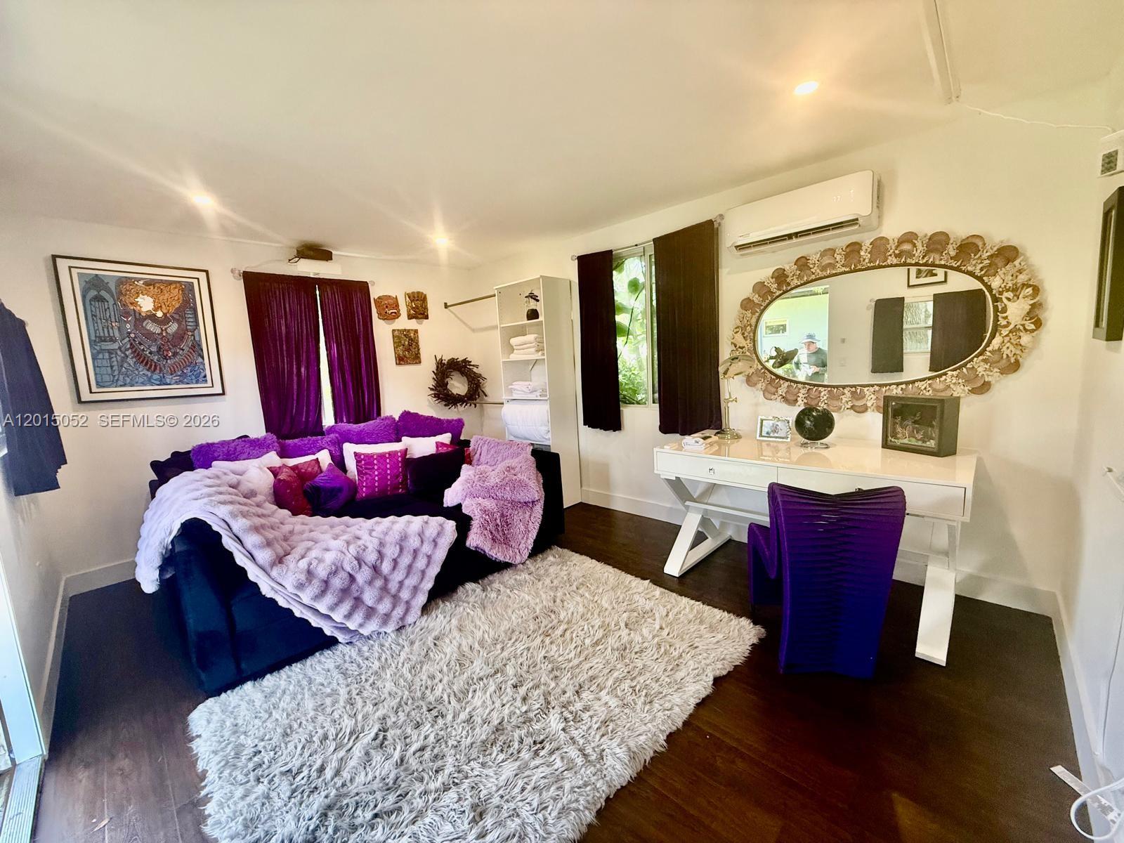 SOUTH MIAMI - Residential