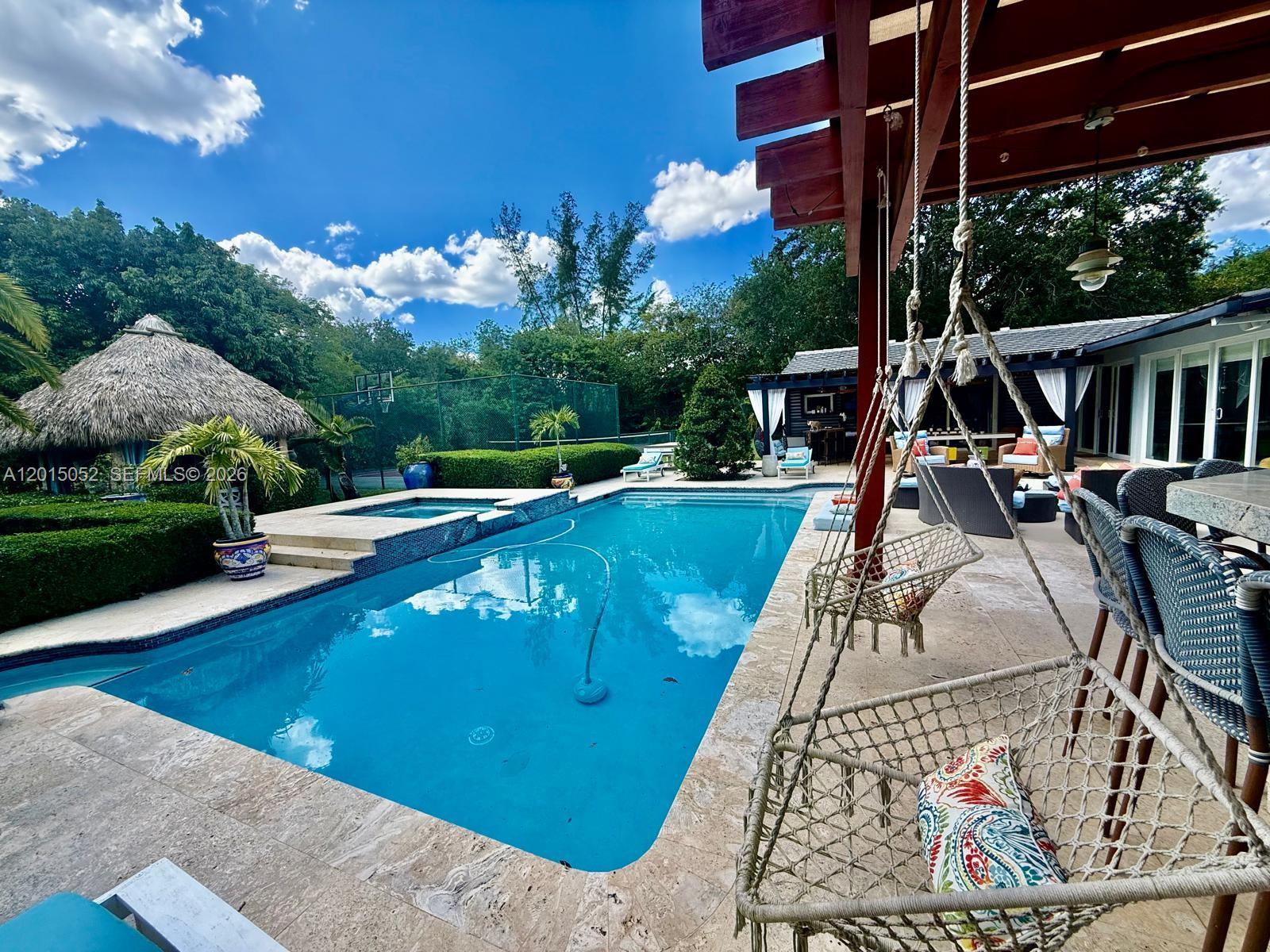 SOUTH MIAMI - Residential