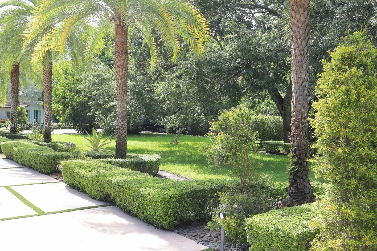 SOUTH MIAMI - Residential