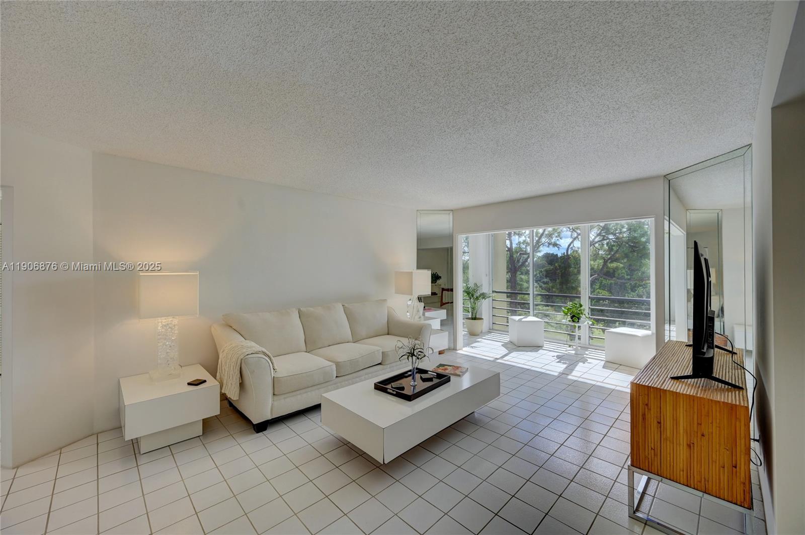 POINCIANA PLACE CONDO 1,2 - Residential