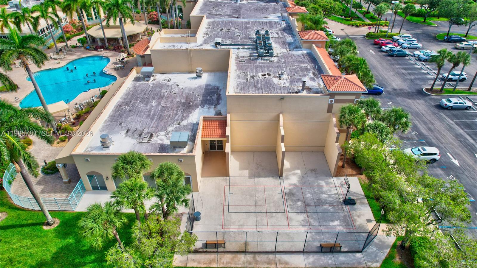 CORAL LAKES IV - Residential