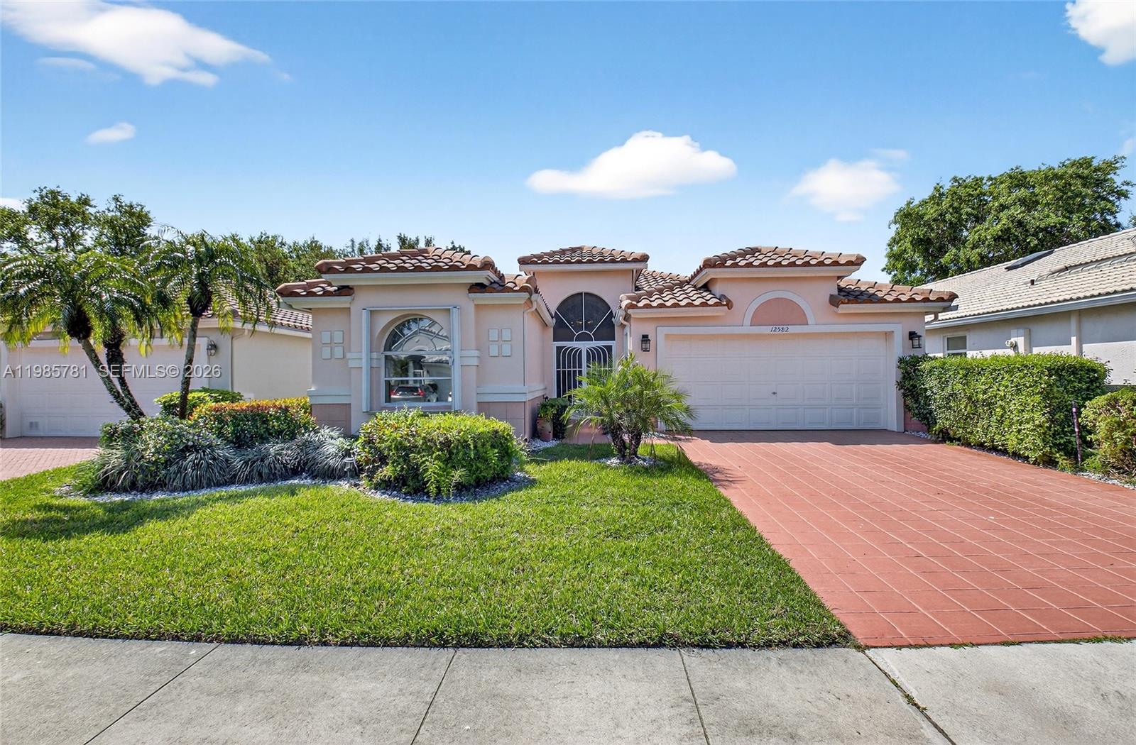 CORAL LAKES IV - Residential