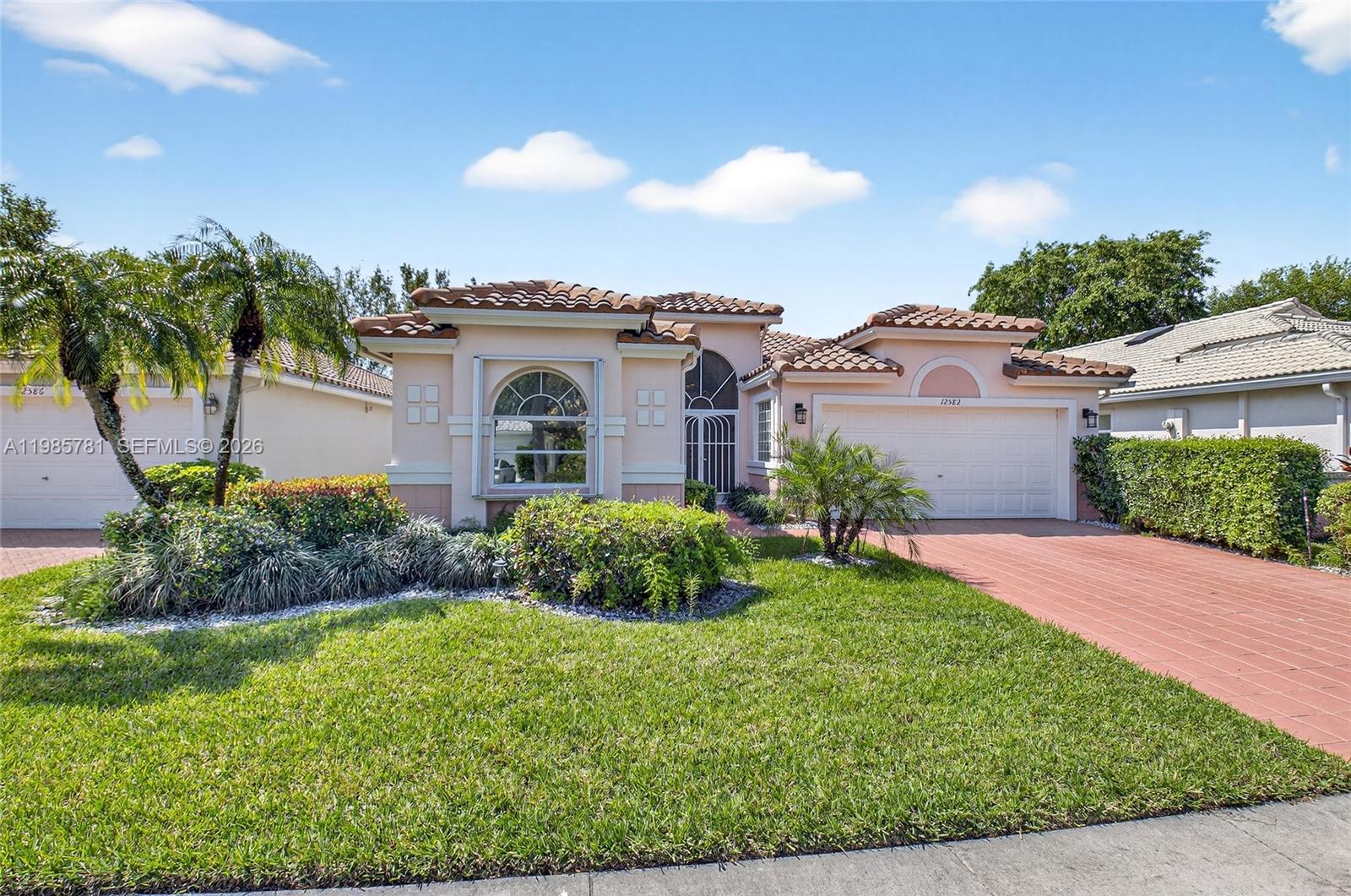 CORAL LAKES IV - Residential