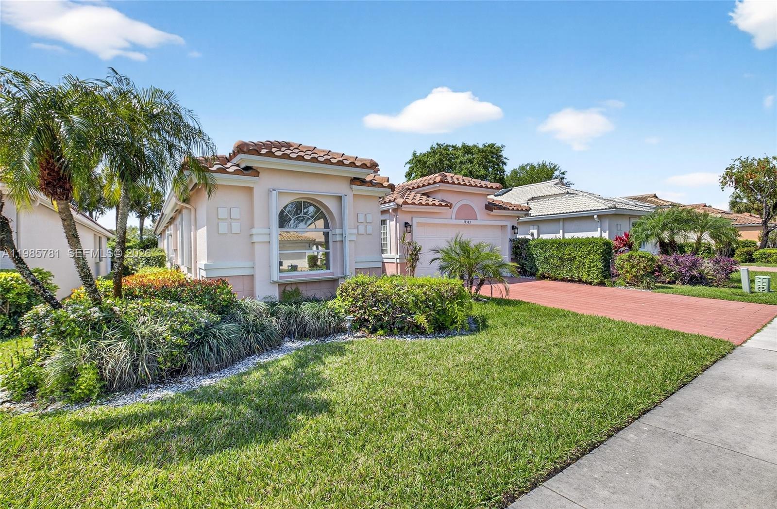 CORAL LAKES IV - Residential