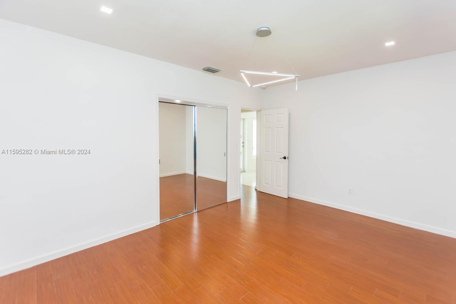 BAY HARBOR ISLAND - Residential Lease
