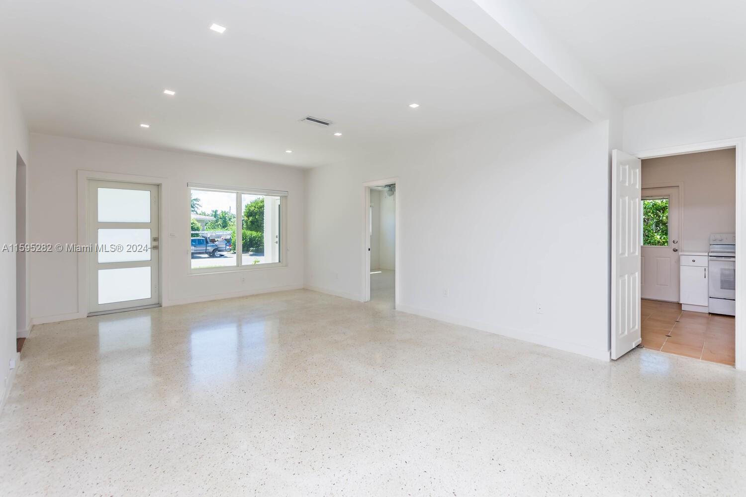BAY HARBOR ISLAND - Residential Lease