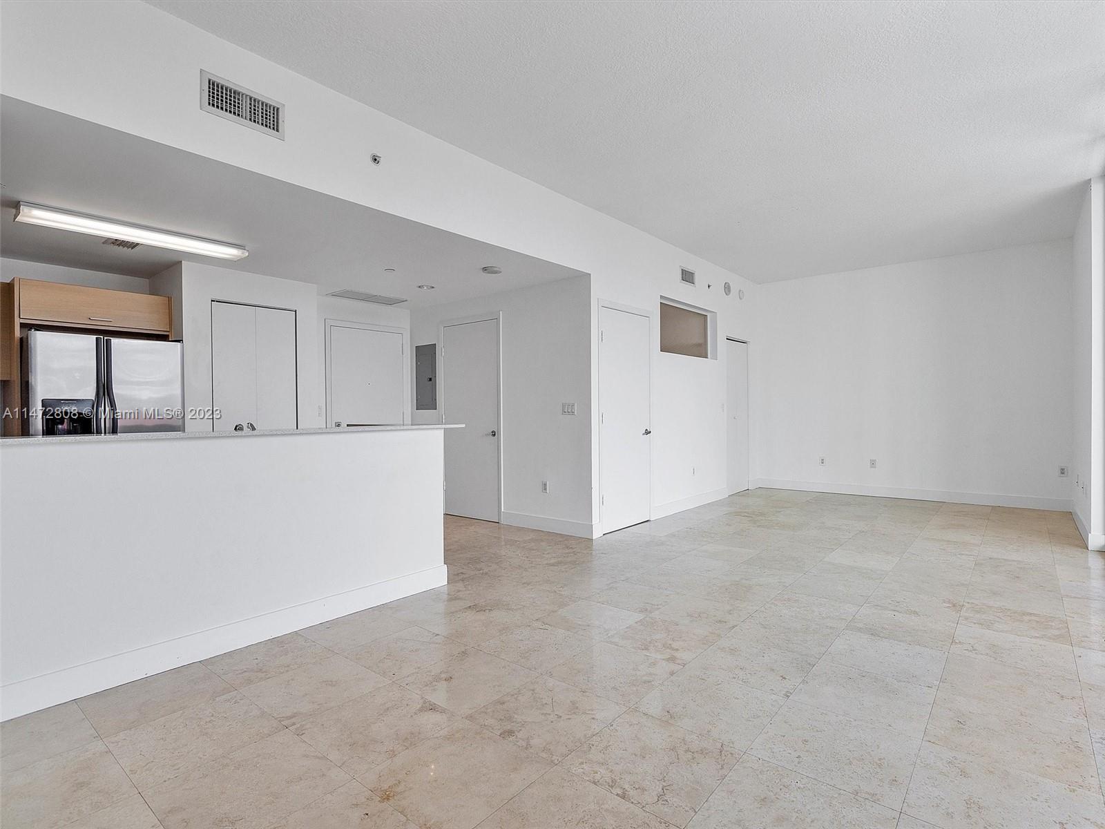 CITY 24 CONDO - Residential