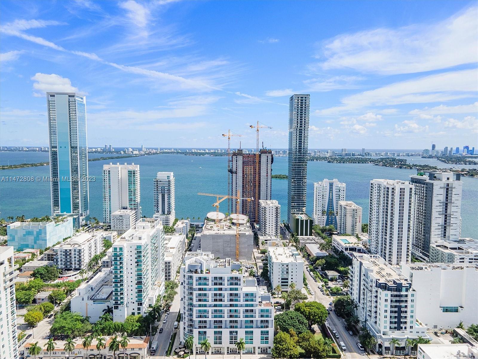 CITY 24 CONDO - Residential