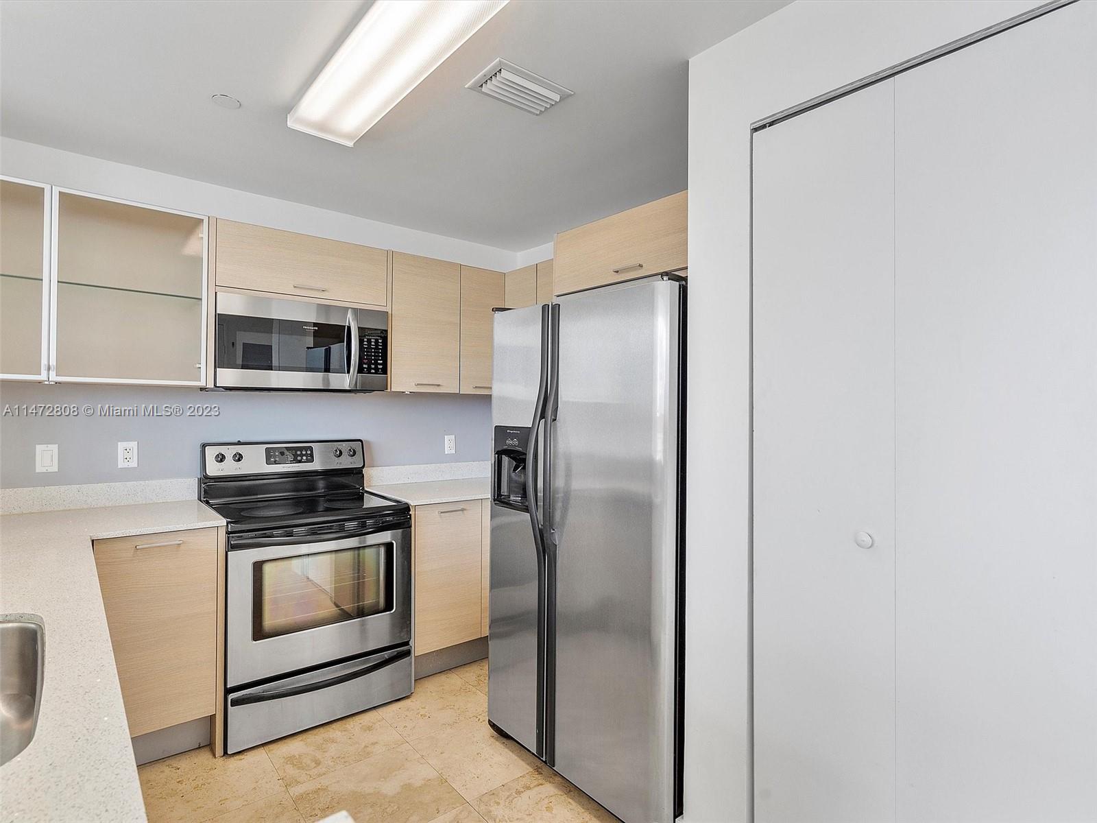 CITY 24 CONDO - Residential