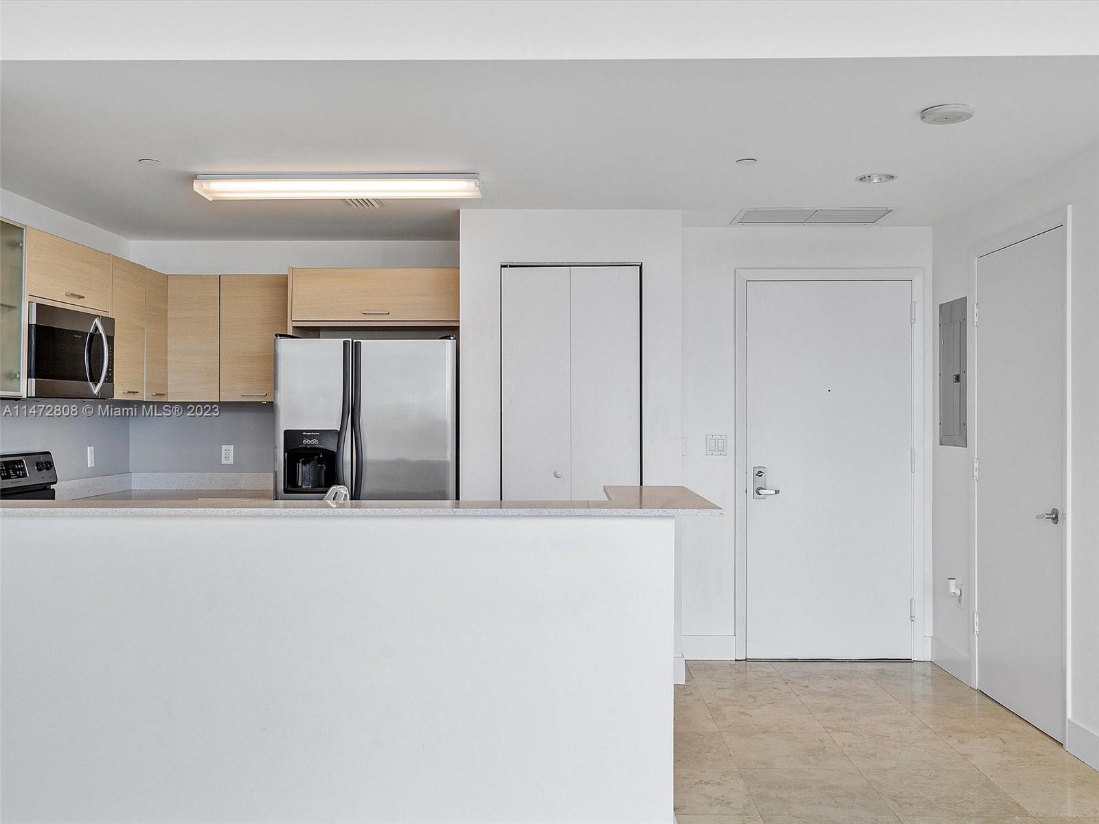 CITY 24 CONDO - Residential