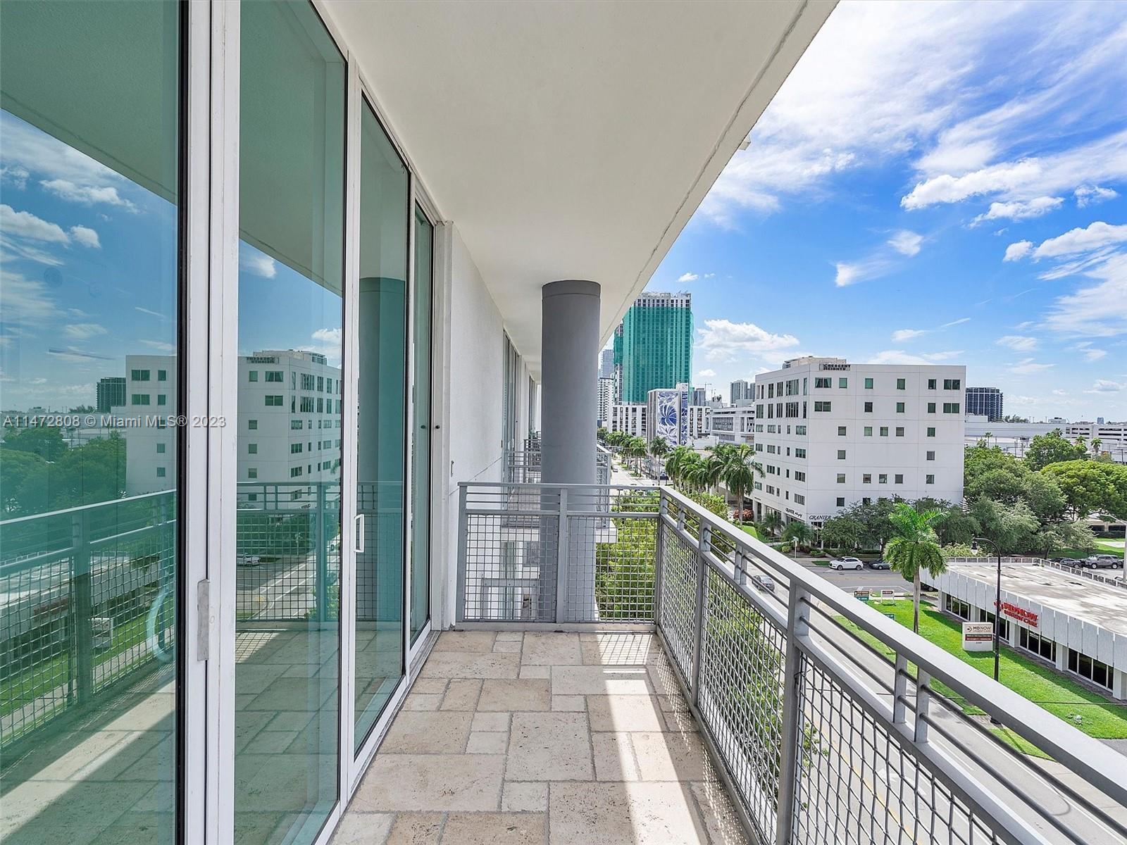 CITY 24 CONDO - Residential