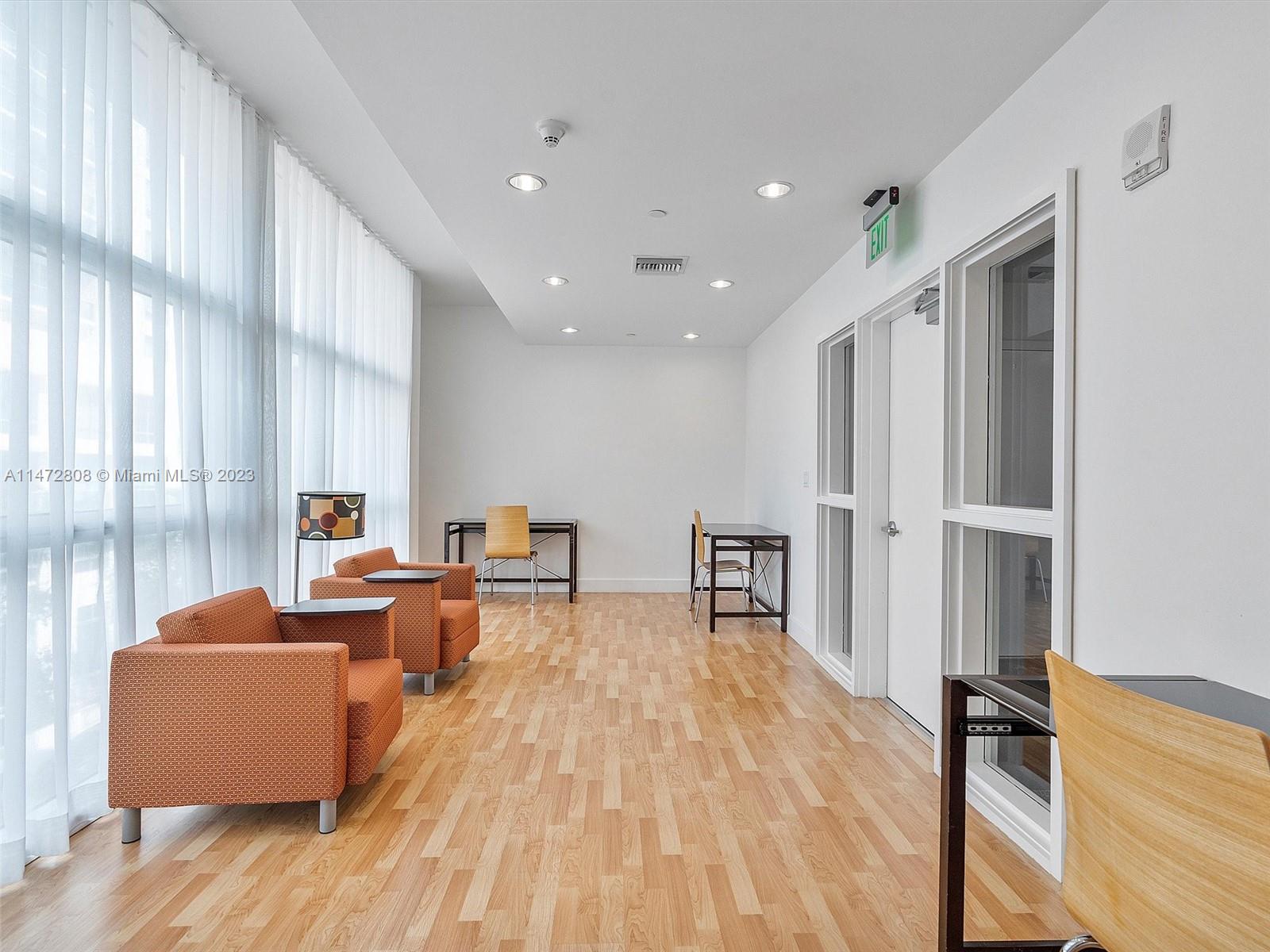 CITY 24 CONDO - Residential