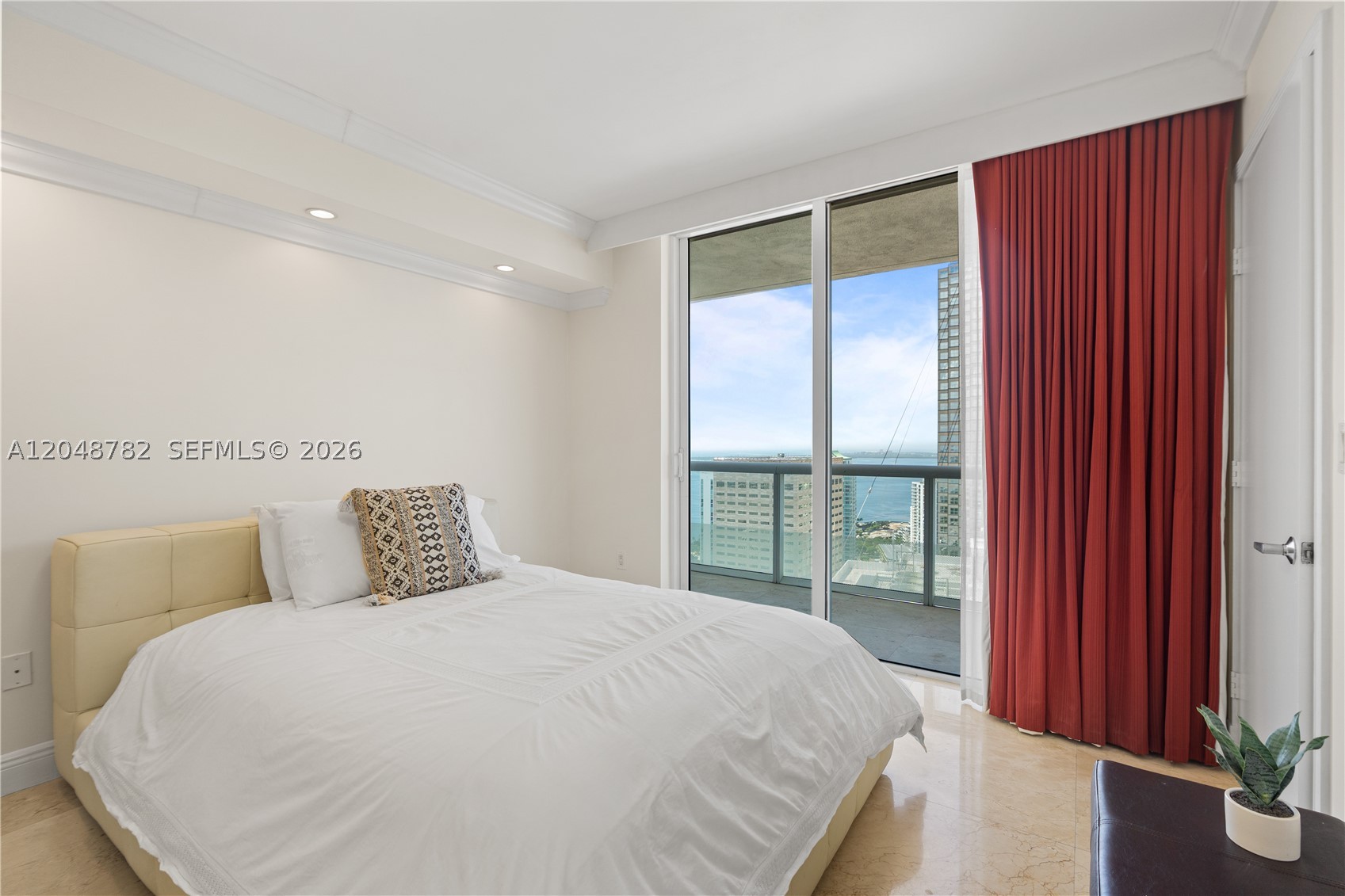 50 Biscayne - Residential