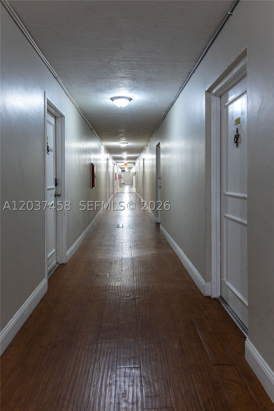 OMEGA CONDO NO 4 - Residential