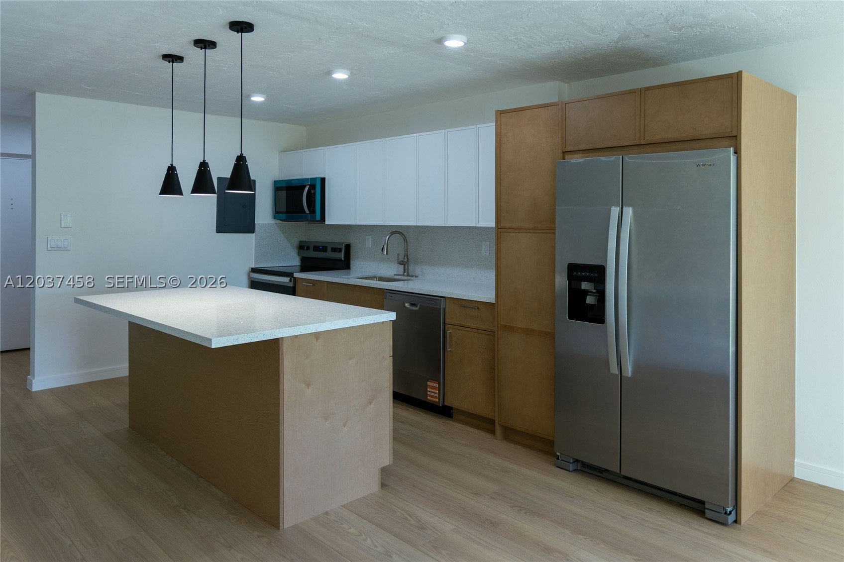 OMEGA CONDO NO 4 - Residential