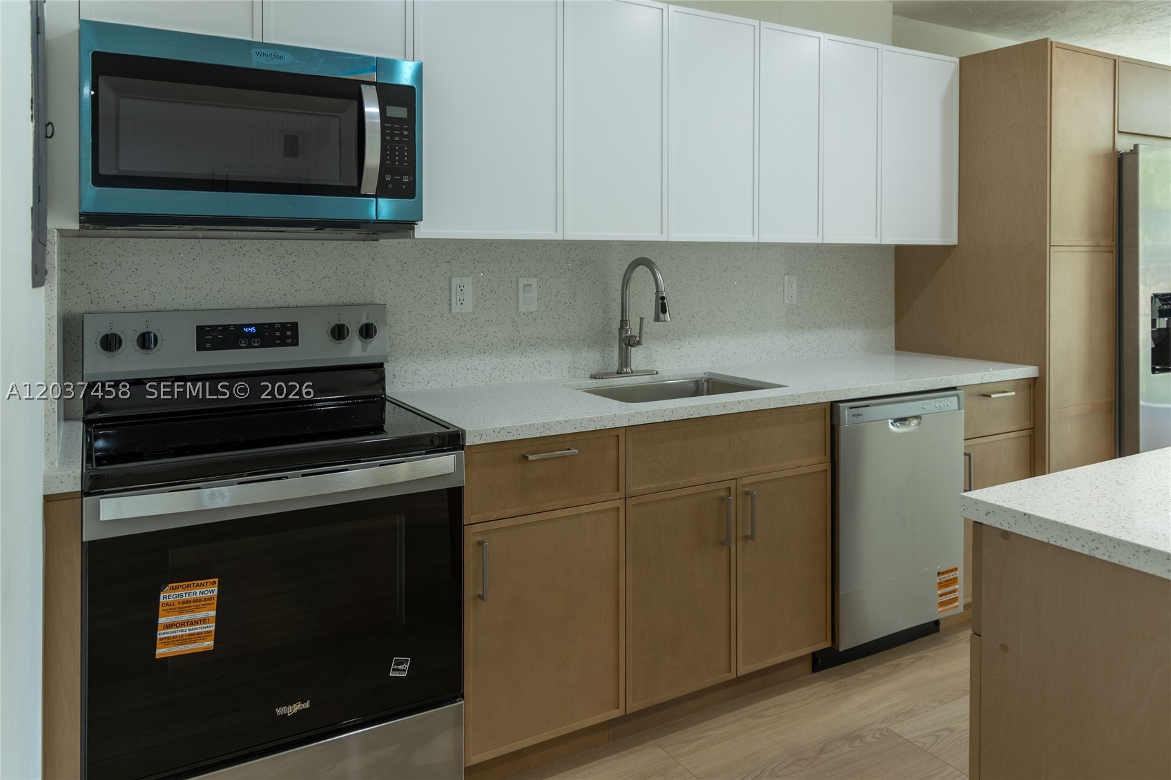 OMEGA CONDO NO 4 - Residential