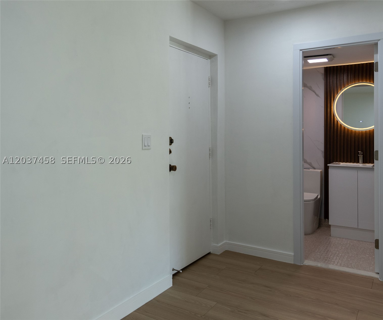 OMEGA CONDO NO 4 - Residential