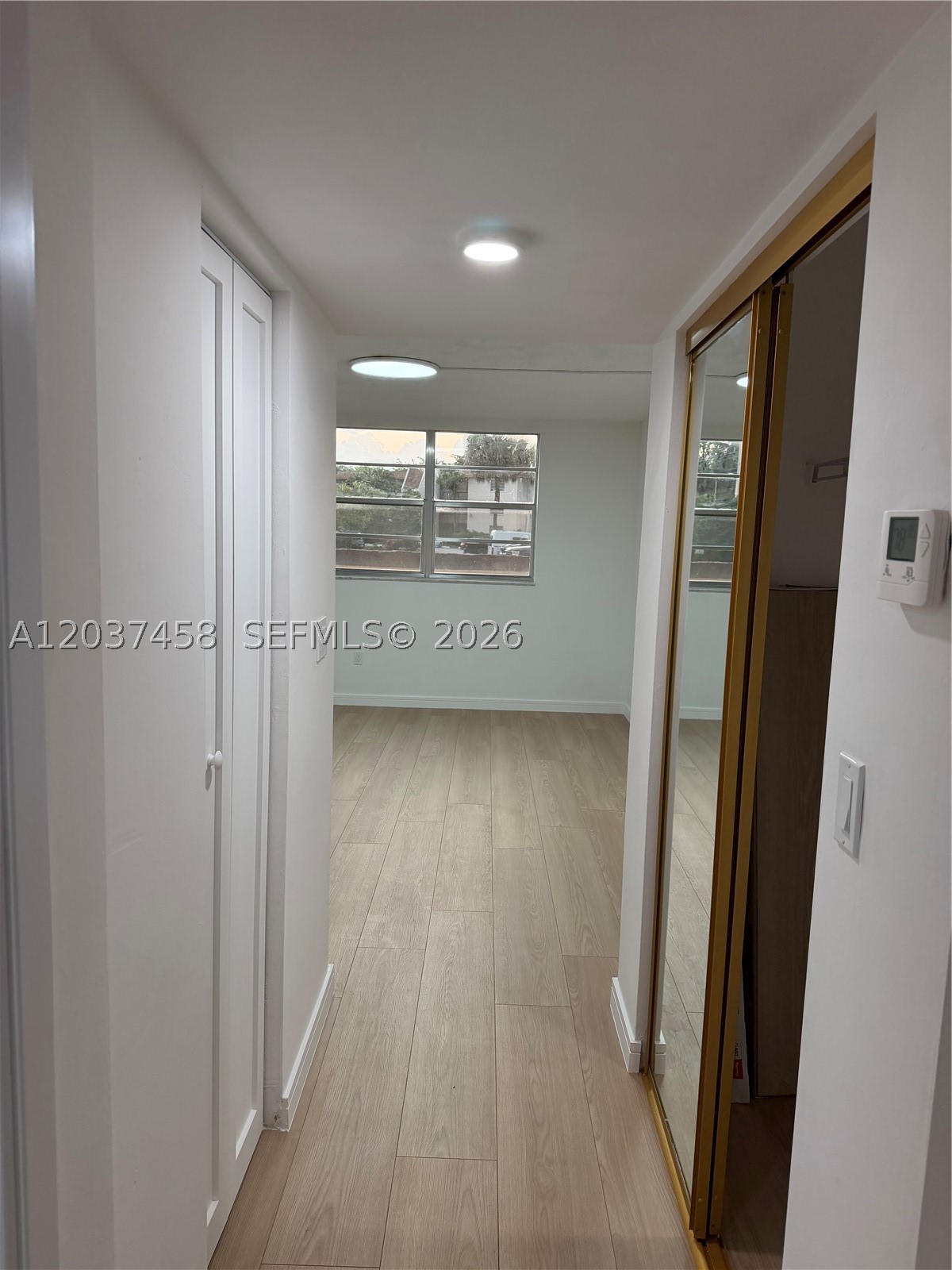 OMEGA CONDO NO 4 - Residential