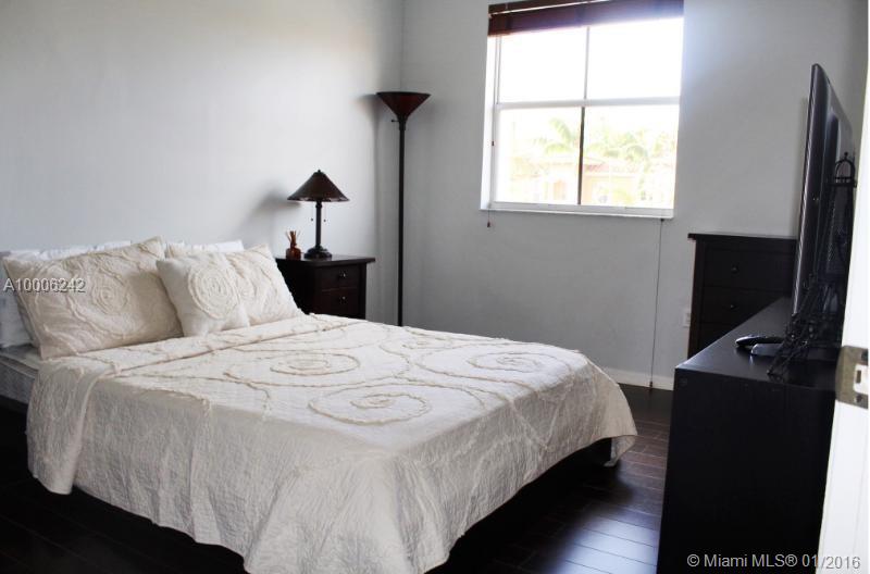Hampton Isles Condo - Residential Lease