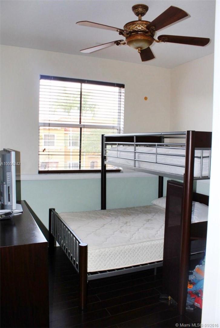 Hampton Isles Condo - Residential Lease