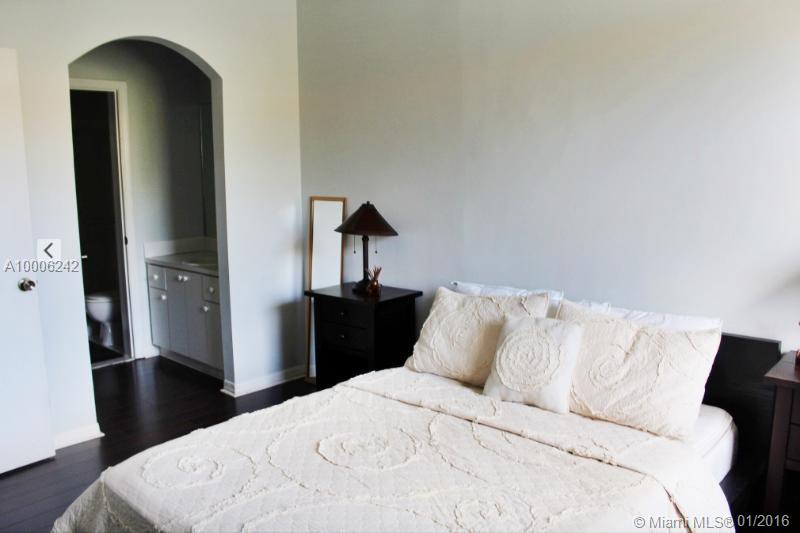 Hampton Isles Condo - Residential Lease