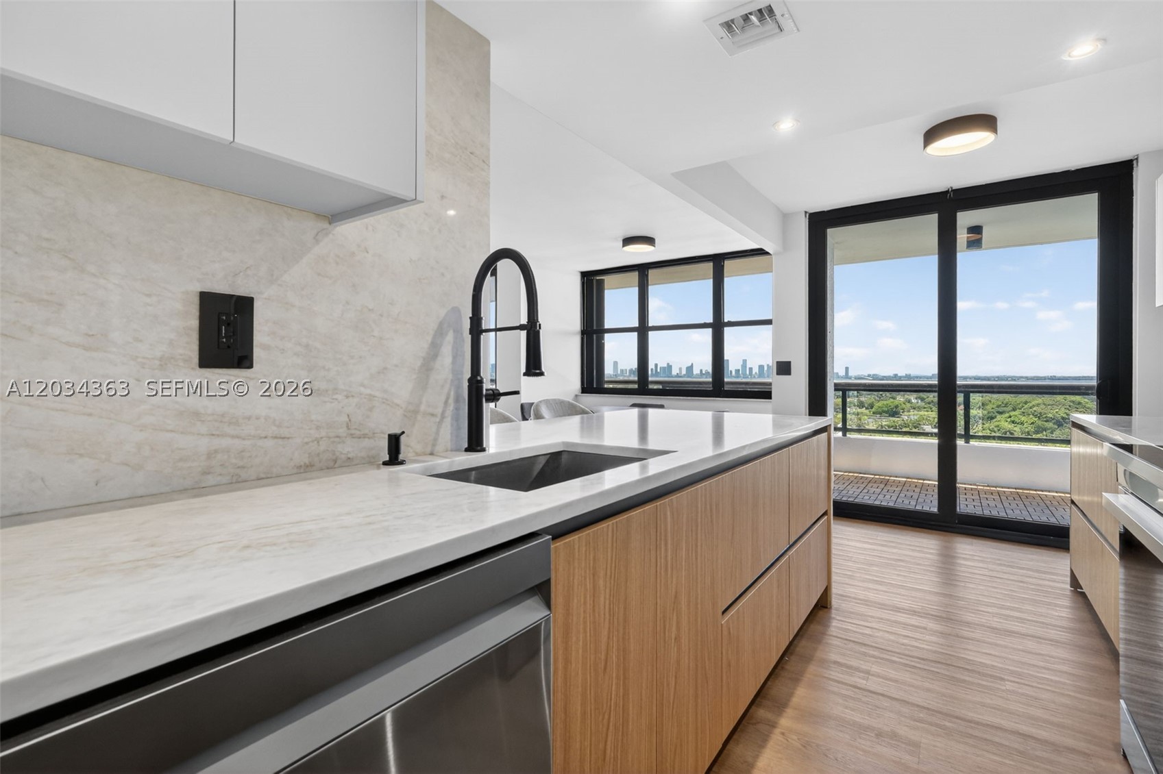 CLUB ATLANTIS CONDO - Residential Lease