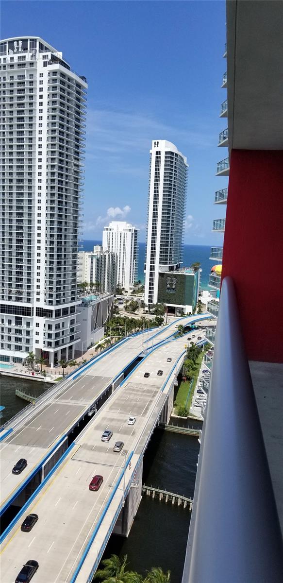 BEACHWALK CONDOMINIUM - Residential