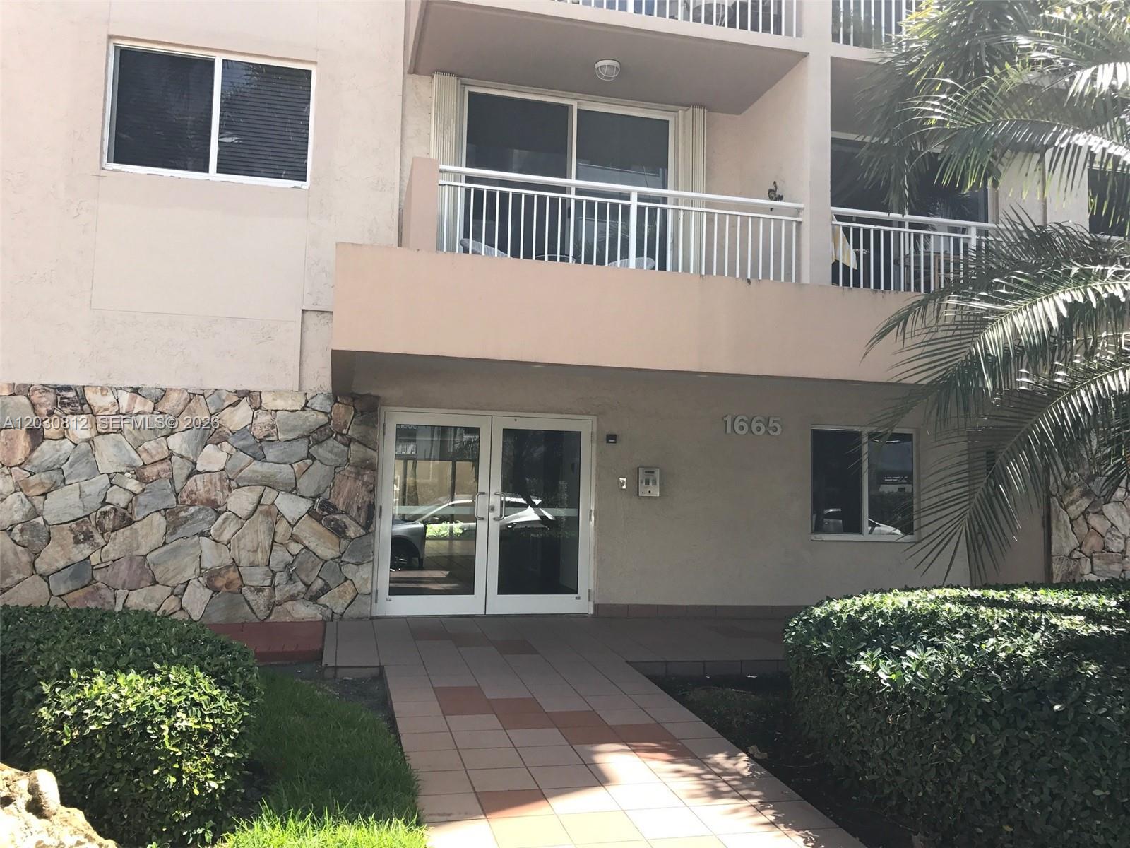 WEST BAY GARDENS CONDO - Residential Lease